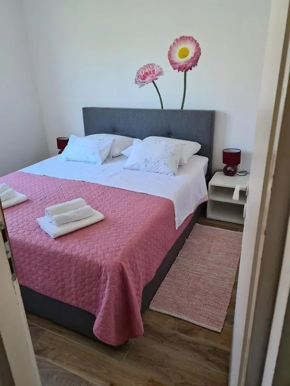 Milka Apartment Zadar 0*,